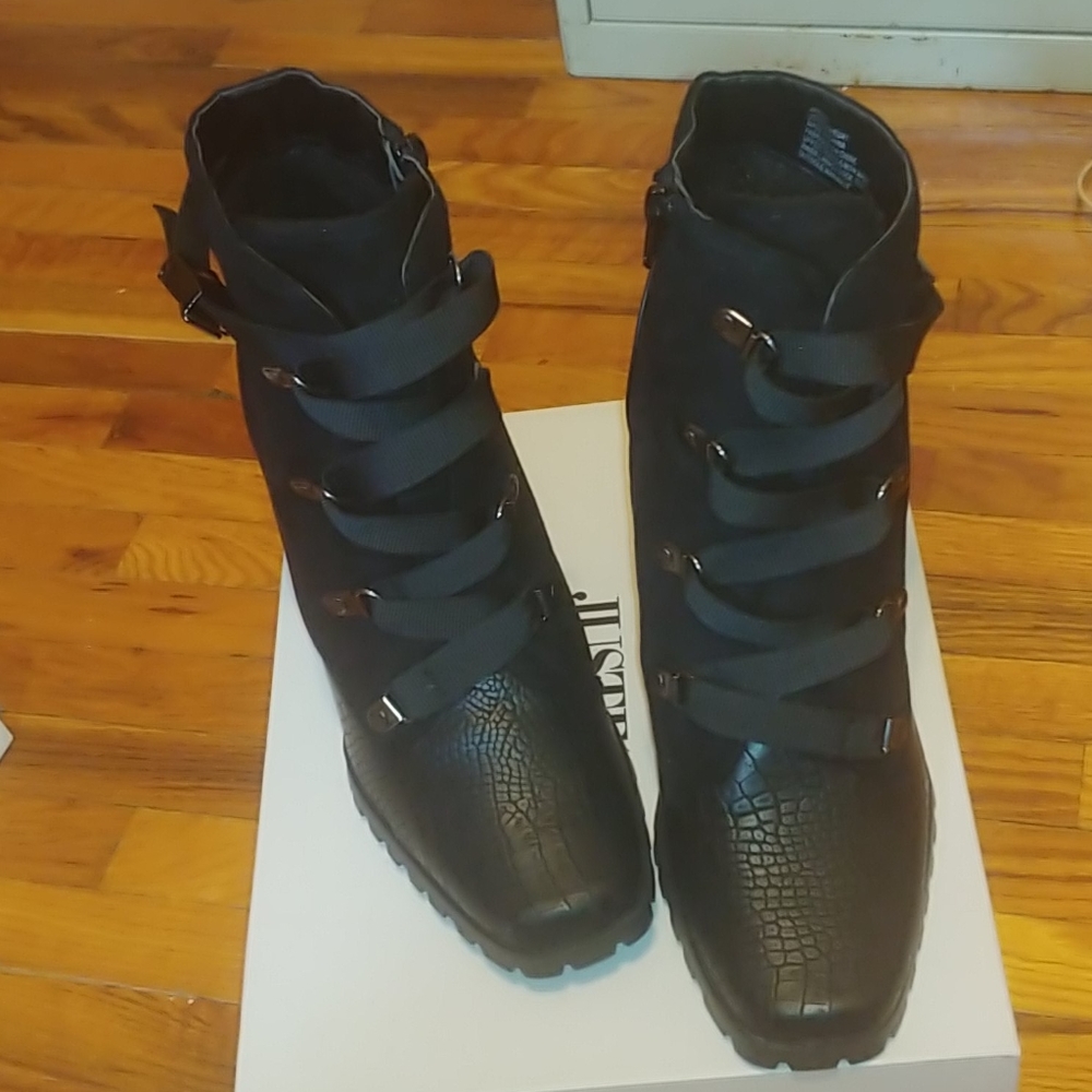 Heeled Booties - Picture 6 of 9